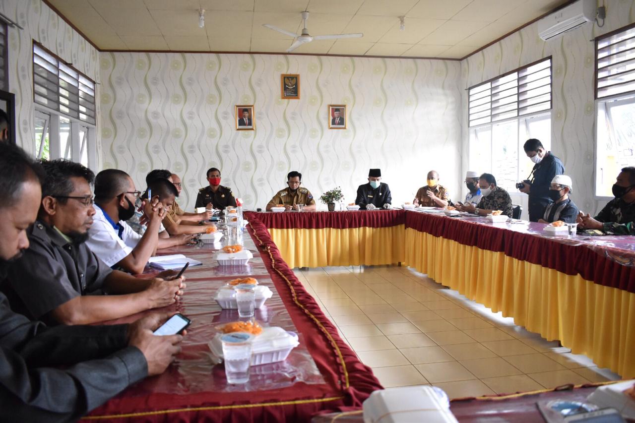 Pemerintah Kota Payakumbuh menggelar rapat bersama Forkopimda, Forum Kerukunan Umat Beragama (FKUB), dan Pengawasan Aliran Kepercayaan Masyarakat (Pakem), Selasa (2/6).